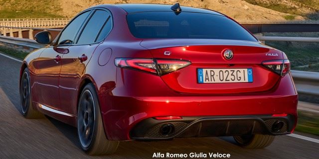 Alfa Romeo Giulia 2.0T Veloce Alfa-Romeo-Giulia-Veloce-PERFORMANCE-2-facelift-2024.jpg