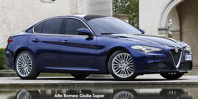 Alfa Romeo Giulia 2.0T AlfaGiua1s4_f.jpg