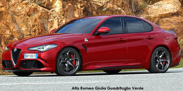 Alfa Romeo Giulia Guadrifoglio Verde AlfaGiua1s5_f.jpg