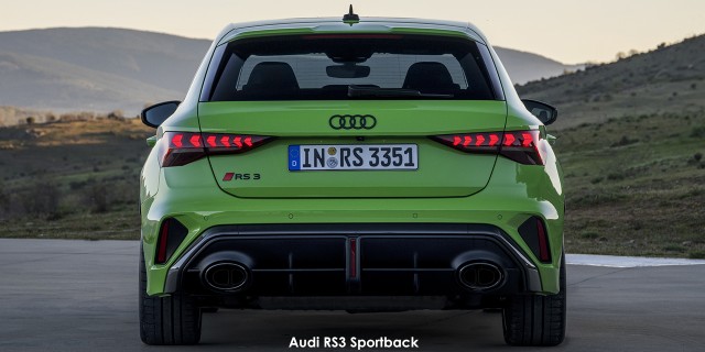 Audi RS3 Sportback quattro Audi-RS3-Sportback-A243812-2024.jpg