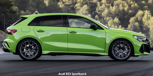 Audi RS3 Sportback quattro Audi-RS3-Sportback-A244481-2024.jpg