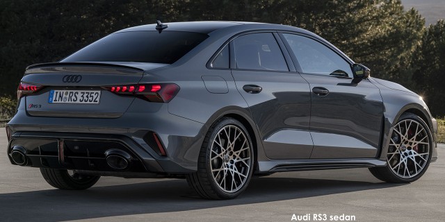 Audi RS3 sedan quattro Audi-RS3-sedan-A243770-2024.jpg