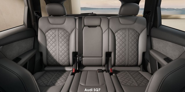 Audi SQ7 TFSI quattro Audi-SQ7-interior-rear-2025.jpg