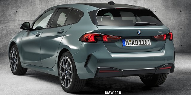 BMW 1 Series 118 BMW-120-standard-P90551950-2024.06.jpg