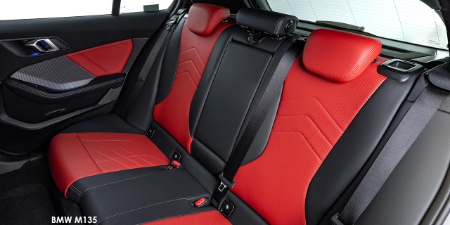 BMW 1 Series M135 xDrive BMW-M135-P90598540-2025.05.jpg