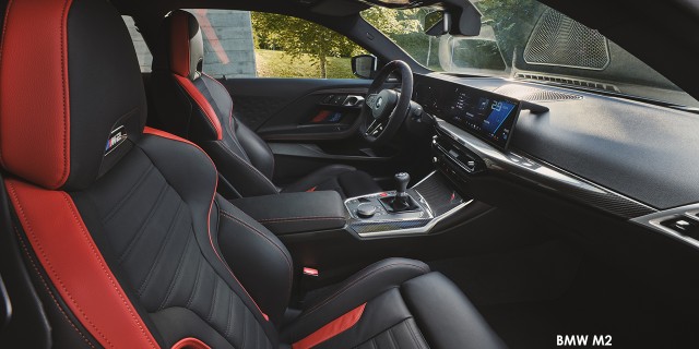 BMW M2 M2 coupe auto BMW-M2-P90553309-2024.jpg