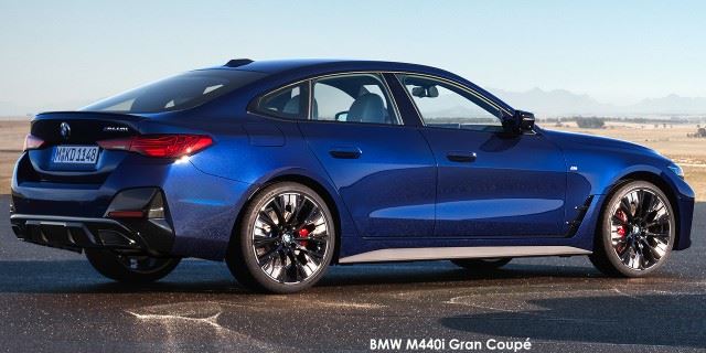 BMW 4 Series M440i xDrive Gran Coupe BMW-M440i-Gran-Coupe-P90546598-facelift-2024.jpg