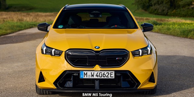 BMW M5 M5 Touring BMW-M5-Touring-P90576425-2025.jpg