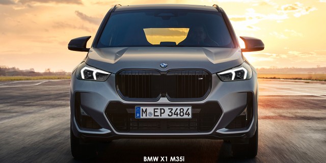BMW X1 M35i BMW-X1-M35i-P90509762-2023.jpg