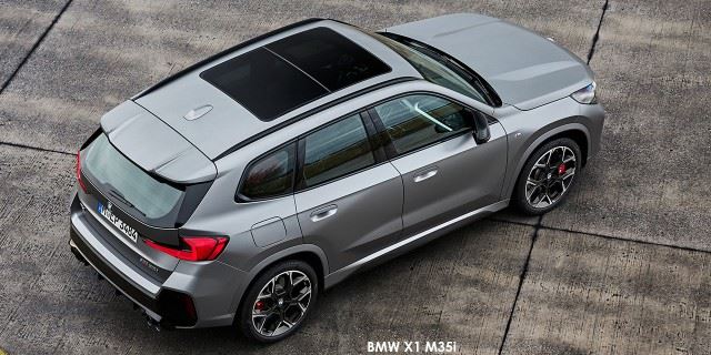 BMW X1 M35i BMW-X1-M35i-P90509782-2023.jpg