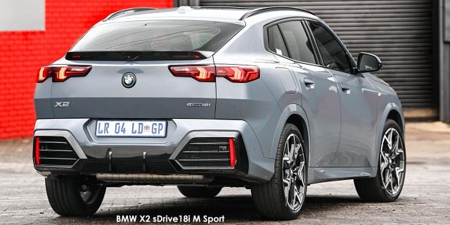 BMW X2 sDrive18i M Sport BMW-X2-sDrive18i-M-Sport-P90545538--2024.04-za.jpg