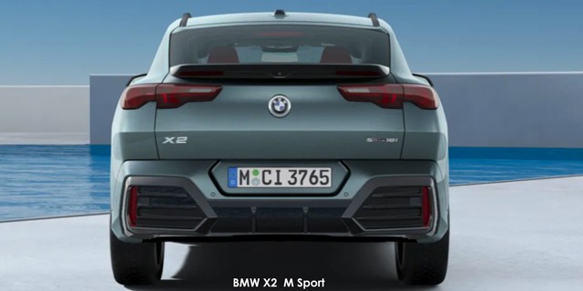 BMW X2 sDrive18i M Sport BMW-X2-sDrive18i-M-Sport-rear--2024.02-za.jpg