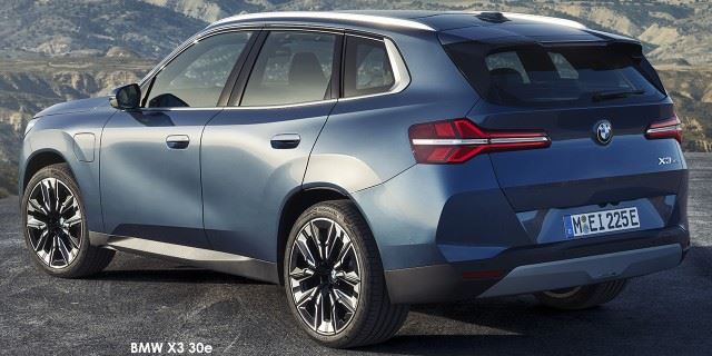 BMW X3 20d xDrive BMW-X3-30e-P90554890-2024.06.jpg