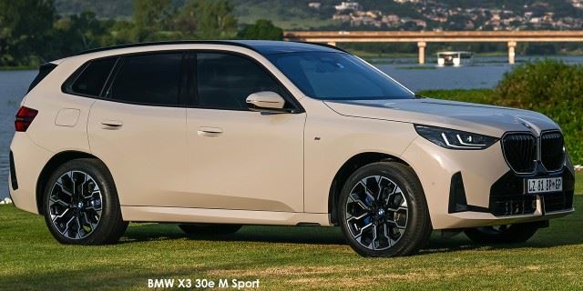 BMW X3 30e xDrive M Sport BMW-X3-30e-xDrive-M-Sport-P90587025-2025.02.jpg