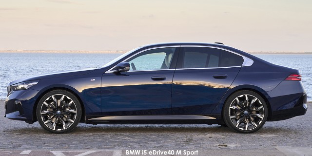 BMW i5 eDrive40 M Sport BMW-i5-eDrive40-M-Sport-P90523052--2023.05.jpg