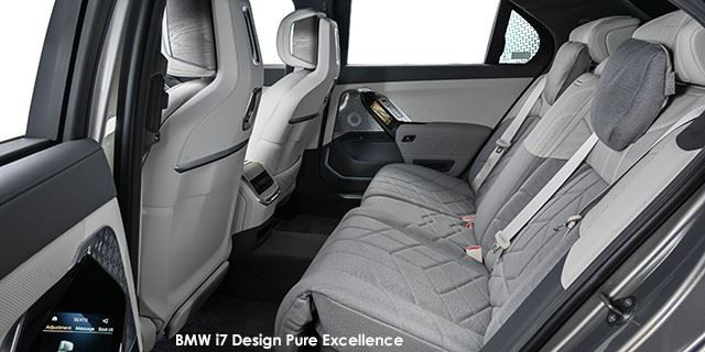 BMW i7 xDrive60 BMW-i7-xDrive60-Design-Pure-Excellence--P90491665--2023.01-za.jpg