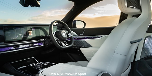 BMW i7 xDrive60 M Sport BMW-i7-xDrive60-M-Sport-P90492213--2023.01-UK.jpg