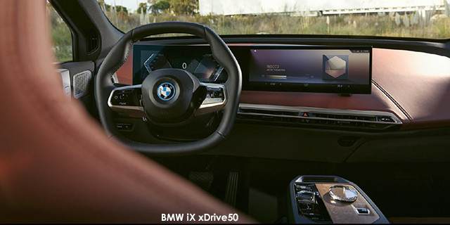 BMW iX xDrive50 BMW-iX-xDrive50-Aventurine-Red-ir-d--2021.jpg