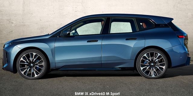 BMW iX xDrive45 M Sport BMW-iX-xDrive60-M-Sport-P90585149-facelift-2025.jpg