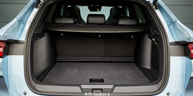 BYD Sealion 6 Comfort BYD_Seal_U_B_Int_11-2024-UK.jpg