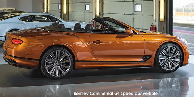 Bentley Continental GTC Speed Bentley-Continental-GT-Speed-convertible-at-Silverstone---1--2021.jpg