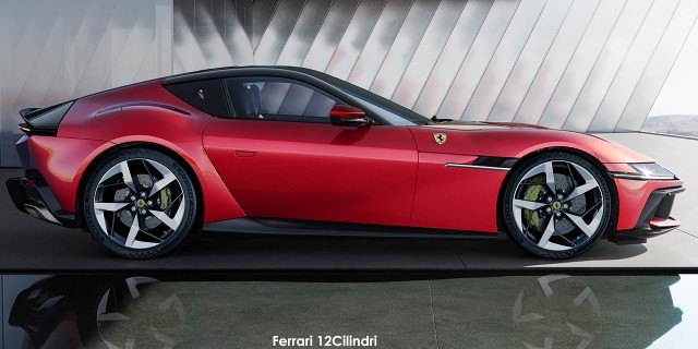 Ferrari 12Cilindri coupe Ferrari-12Cilindri-ext_04_Design_red-2024.jpg