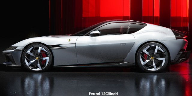 Ferrari 12Cilindri coupe Ferrari-12Cilindri-ext_07_Design_white-2024.jpg