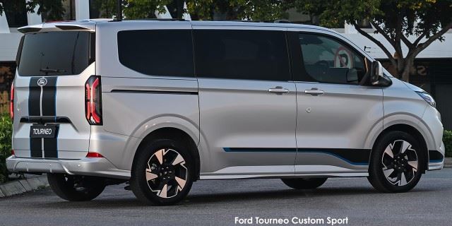 Ford Tourneo Custom 2.0SiT Sport Ford-Tourneo-Custom-Sport-(77)-2025.07.jpg