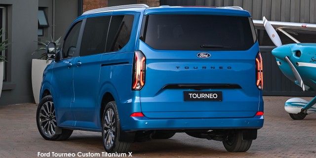 Ford Tourneo Custom 2.0SiT Titanium X Ford-Tourneo-Custom-Titanium-X-(19)-2025.07.jpg
