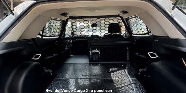Hyundai Venue 1.2 Premium Cargo Xtra panel van Hyundai-Venue-Cargo-Xtra-load-1-2025.04.jpg