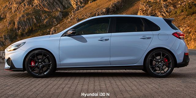 Hyundai i30 N Hyundai-i30-N---06-facelift--2022.04-za.jpg