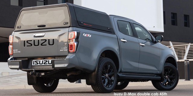 Isuzu D-Max 3.0TD double cab LSE 4x4 45th Isuzu-D-Max-45th-Grey-OfficePark-8--2024.07-za.jpg