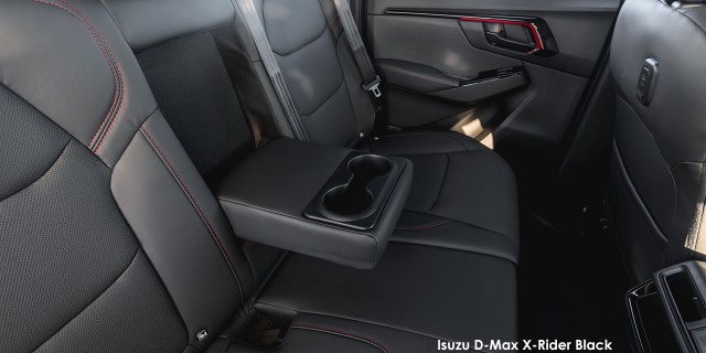 Isuzu D-Max 1.9TD double cab LS X-Rider Black manual Isuzu-D-Max-X-Rider-Black-42.jpg