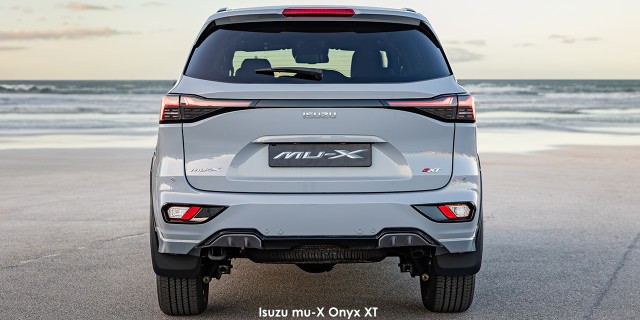 Isuzu mu-X 3.0TD Onyx XT 4WD Isuzu-MU-X-Onyx-XT-12-facelift-2025.05.jpg
