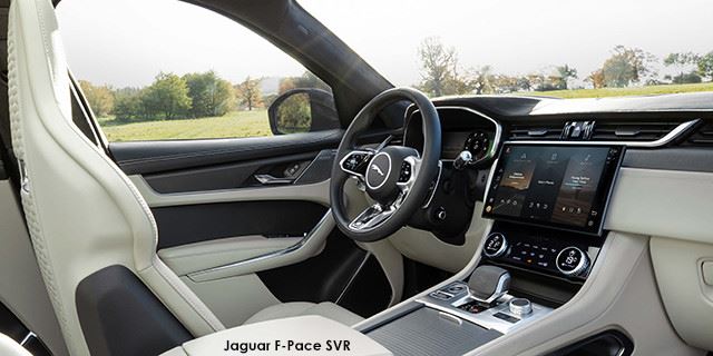 Jaguar F-Pace SVR 575 Edition Jaguar_F-PACE_SVR_21MY_14_Interior_AB2245_021220--2020.12.jpg