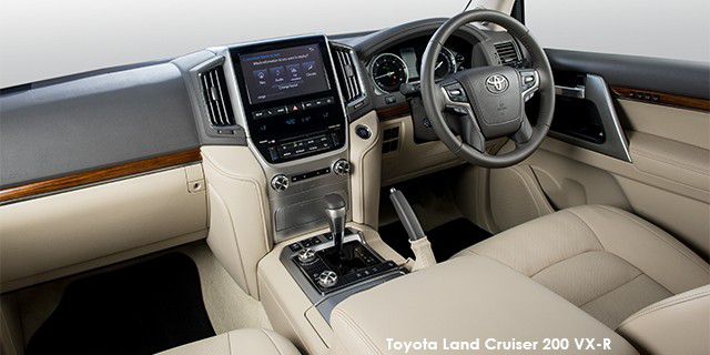 Toyota Land Cruiser 200 4.5D-4D V8 GX-R LANDCRUISER200_003--Toyota-Land-Cruiser-200-VX-R--1711.jpg