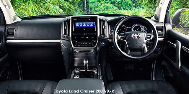 Toyota Land Cruiser 200 4.5D-4D V8 GX-R LC200_Interior--Land-Cruiser-200-VX-R--1809-ZA.jpg