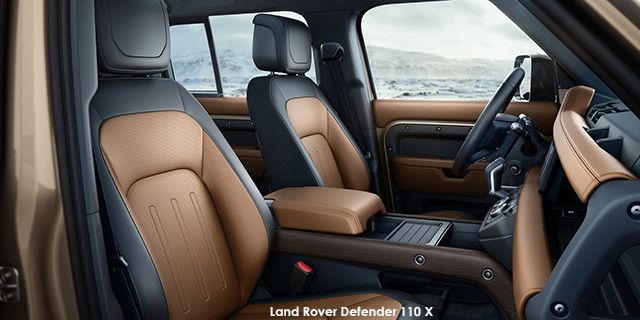 Land Rover Defender 90 D350 X LR_DEF_20MY_110_Interior_100919_04--Land-Rover-Defender--2019.jpg