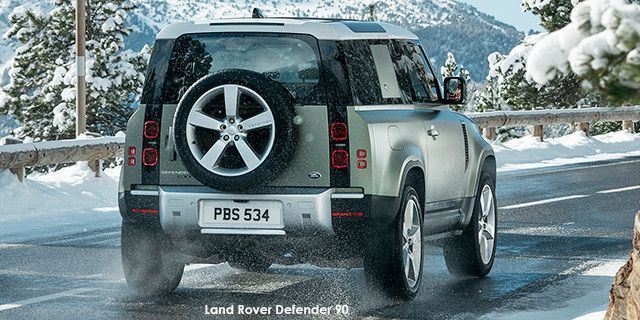 Land Rover Defender 90 D250 S LR_DEF_90_20MY_Dynamic_On-Road_100919_01a--Land-Rover-Defender--2019.jpg