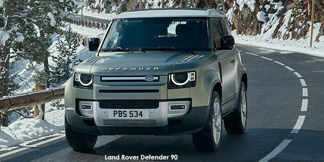 Land Rover Defender P300 S LR_DEF_90_20MY_Dynamic_On-Road_100919_02--Land-Rover-Defender--2019.jpg