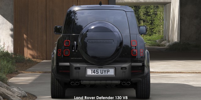 Land Rover Defender 130 D350 Outbound Land-Rover-Defender-130-V8-26MY_EXTERIOR_25052025_03.jpg