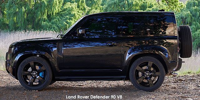 Land Rover Defender 90 V8 Land-Rover-Defender-90-V8-43--2021.11-za.jpg