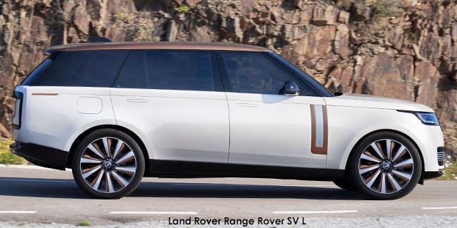 Land Rover Range Rover P460e SV L Land-Rover-Range-Rover-SV-L-RR_22MY_04_LWB_SV_Serenity_261021_1043--2021.10.jpg