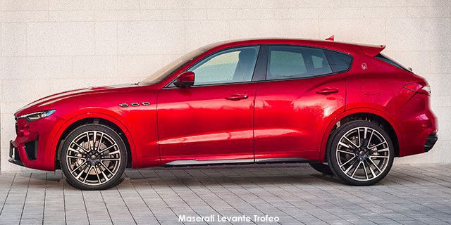 Maserati Levante Trofeo Large-15653-LevanteTrofeoRossoMagma--2018.jpg