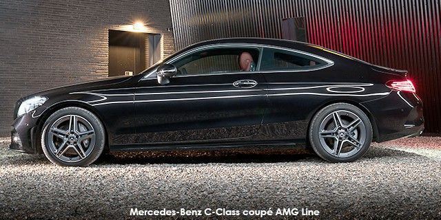 Mercedes-Benz C-Class C200 coupe AMG Line Large-29690-NewC-ClassCoup--Mercedes-Benz-C220d-coupe-AMG-Line--C-Class-facelift--1808-UK-2.jpg