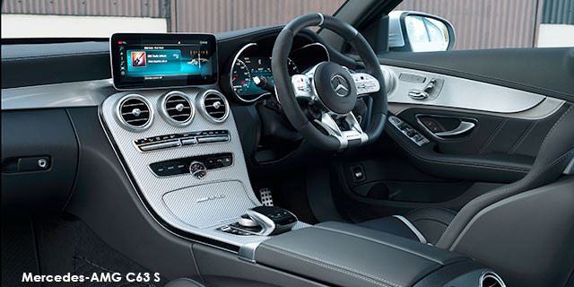 Mercedes-AMG C-Class C63 S Large-31581-Mercedes-AMG-C63-S-sedan--1811-UK.jpg