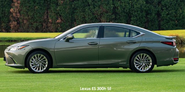 Lexus ES 300h SE Lexus-ES-300h-SE-20-facelift--2021.11-za.jpg