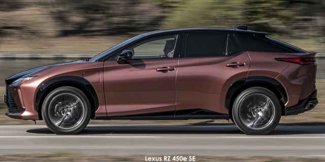 Lexus RZ 450e SE Lexus-RZ-450e-SE-Sonic-Copper-dynamic-006-2023.jpg