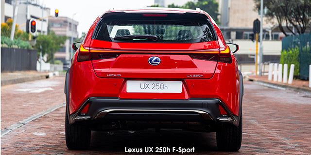 Lexus UX 250h F Sport Lexus-UX-250h-F-Sport--IMG_2433--2021.11-za.jpg