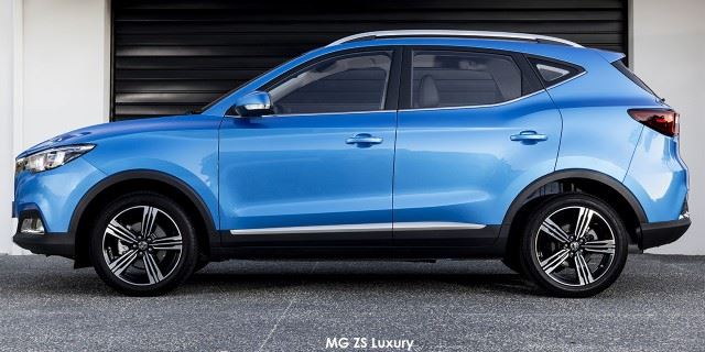 MG ZS 1.5 Luxury MG-ZS-Luxury-side-110-2025.01.jpg